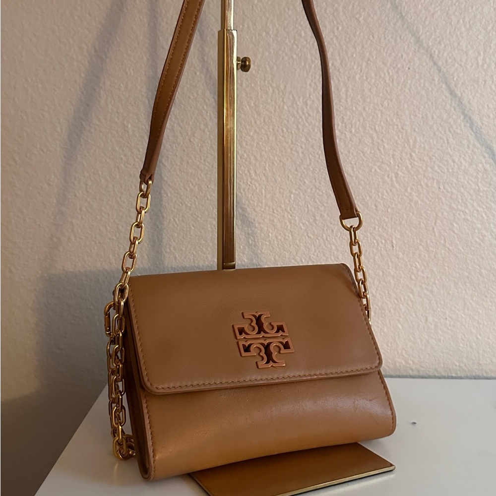Tory Burch Wallet on Chain with matching card holder